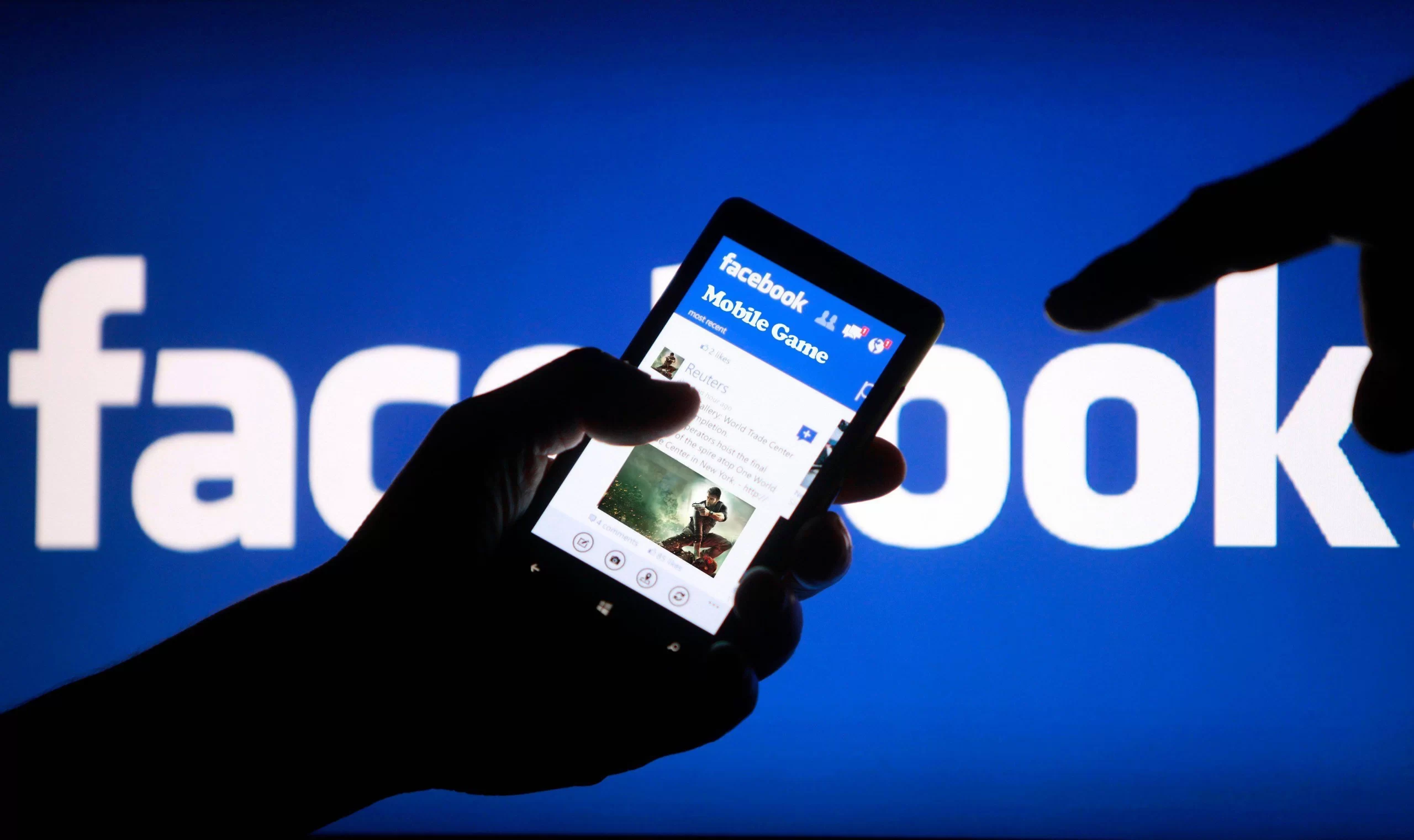 在如今的海外营销中，Facebook的News Feed算法核心机制高度依赖用户参与度预测，通过计算用户评论、点赞、分享的可能性来决定帖子排序。